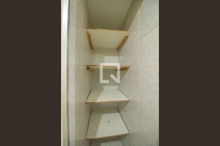 Casa à venda com 70m², 2 quartos e sem vagaCozinha - Despensa 