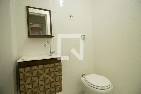 Casa à venda com 70m², 2 quartos e sem vagaLavabo 