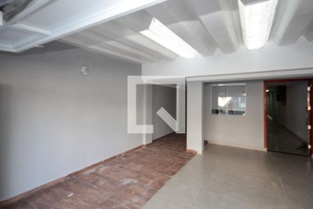 Casa para alugar com 225m², 3 quartos e 2 vagas Casa para alugar com 225m², 3 quartos e 2 vagasGaragem