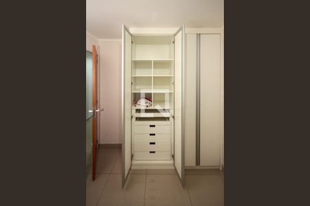 Casa para alugar com 225m², 3 quartos e 2 vagas Casa para alugar com 225m², 3 quartos e 2 vagasQuarto 1