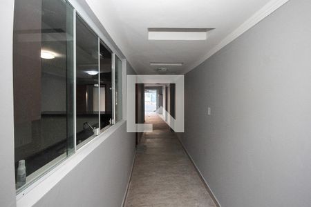 Casa para alugar com 225m², 3 quartos e 2 vagas Casa para alugar com 225m², 3 quartos e 2 vagasCorredor