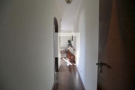 Casa à venda com 450m², 5 quartos e 4 vagas Casa à venda com 450m², 5 quartos e 4 vagasSuíte 3