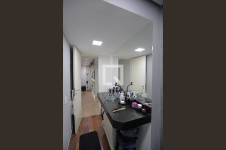 Casa à venda com 450m², 5 quartos e 4 vagas Casa à venda com 450m², 5 quartos e 4 vagasBanheiro da Suíte 4