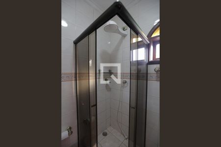 Casa à venda com 450m², 5 quartos e 4 vagas Casa à venda com 450m², 5 quartos e 4 vagasBanheiro da Suíte 2