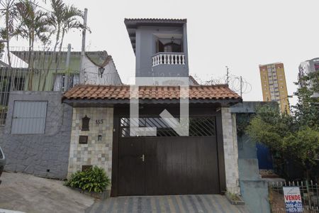 Casa à venda com 450m², 5 quartos e 4 vagas Casa à venda com 450m², 5 quartos e 4 vagasFachada