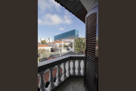 Casa à venda com 450m², 5 quartos e 4 vagas Casa à venda com 450m², 5 quartos e 4 vagasSacada