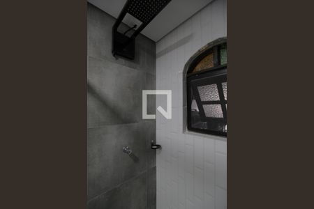 Casa à venda com 450m², 5 quartos e 4 vagas Casa à venda com 450m², 5 quartos e 4 vagasv