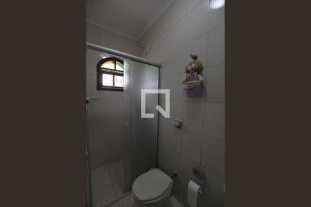 Casa à venda com 450m², 5 quartos e 4 vagas Casa à venda com 450m², 5 quartos e 4 vagasBanheiro de Serviço