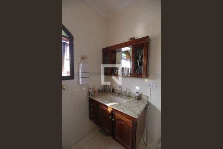 Casa à venda com 450m², 5 quartos e 4 vagas Casa à venda com 450m², 5 quartos e 4 vagasBanheiro da Suíte 1