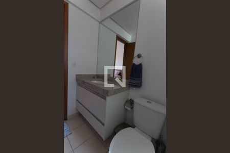 Banheiro da Suíte 1 de apartamento para alugar com 2 quartos, 64m² em Jardim Goiás, Goiânia