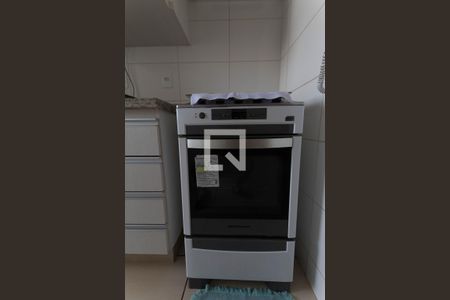 Cozinha de apartamento para alugar com 2 quartos, 64m² em Jardim Goiás, Goiânia