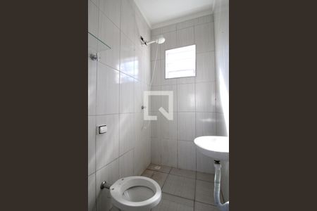 Banheiro de kitnet/studio para alugar com 1 quarto, 27m² em Jardim Gonçalves, Sorocaba