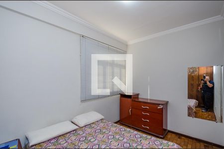 Quarto 1 de apartamento para alugar com 3 quartos, 64m² em Jardim America, Belo Horizonte
