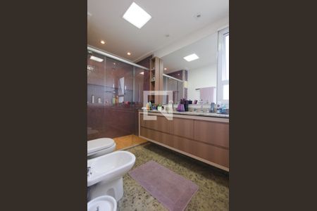 Apartamento à venda com 216m², 3 quartos e 4 vagasQuarto 3 - Suíte