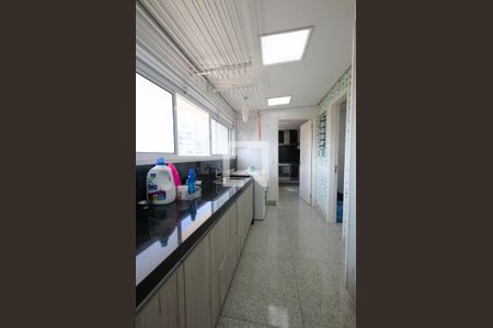 Apartamento à venda com 216m², 3 quartos e 4 vagasÁrea de Serviço