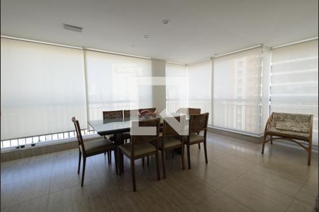 Apartamento à venda com 216m², 3 quartos e 4 vagasVaranda