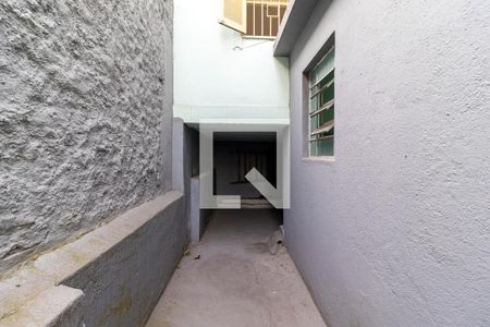 Casa à venda com 249m², 3 quartos e 2 vagasCorredor Lateral