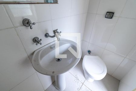 Casa à venda com 249m², 3 quartos e 2 vagasBanheiro 2