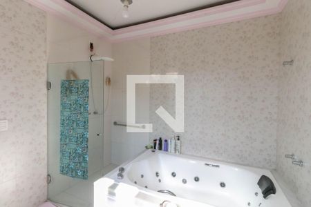 Casa à venda com 300m², 4 quartos e 4 vagas Casa à venda com 300m², 4 quartos e 4 vagasBanheiro da Suíte 2