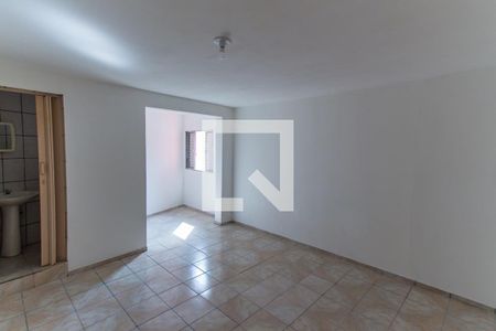 Suíte de casa para alugar com 1 quarto, 100m² em Jardim Japão, São Paulo