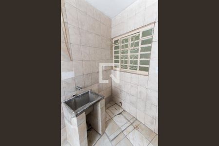 Casa à venda com 100m², 1 quarto e 1 vagaÁrea de Serviço