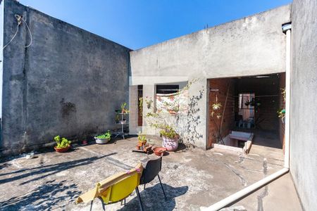 Casa à venda com 135m², 2 quartos e 2 vagasÁrea Externa