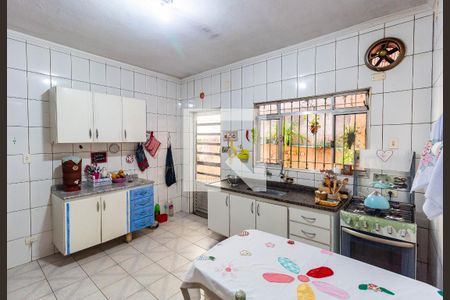 Casa à venda com 135m², 2 quartos e 2 vagasCozinha