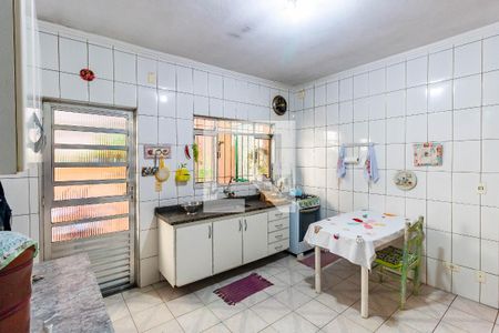 Casa à venda com 135m², 2 quartos e 2 vagasCozinha