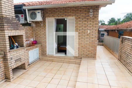 Casa à venda com 142m², 3 quartos e 2 vagas Casa à venda com 142m², 3 quartos e 2 vagasSacada