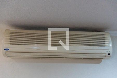 Ar condicionado Sala de casa à venda com 3 quartos, 142m² em Vila Nova Caledônia, São Paulo