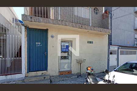 Fachada de casa para alugar com 1 quarto, 31m² em Padroeira, Osasco