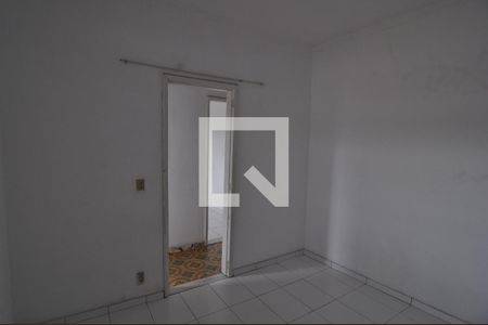 Casa de condomínio à venda com 150m², 4 quartos e 1 vagaQuarto 5