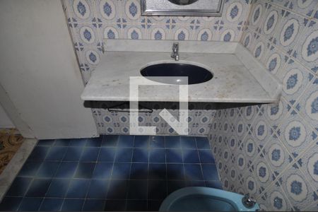 Casa de condomínio à venda com 150m², 4 quartos e 1 vagaBanheiro Segundo Andar