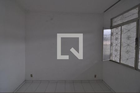 Casa de condomínio à venda com 150m², 4 quartos e 1 vagaQuarto 5