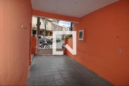 Casa de condomínio à venda com 150m², 4 quartos e 1 vagaGaragem