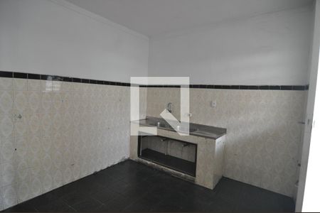 Casa de condomínio à venda com 150m², 4 quartos e 1 vagaCozinha