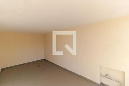 Casa à venda com 171m², 2 quartos e 1 vaga Casa à venda com 171m², 2 quartos e 1 vagaGaragem