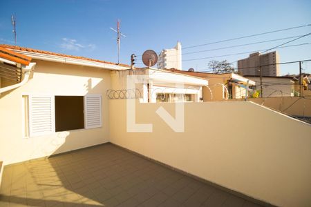 Casa à venda com 171m², 2 quartos e 1 vaga Casa à venda com 171m², 2 quartos e 1 vagaSacada