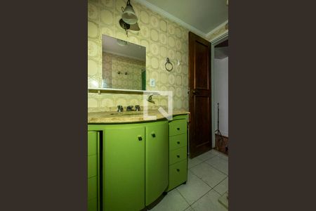 Suíte - Banheiro de apartamento à venda com 3 quartos, 122m² em Jardim Paulista, São Paulo