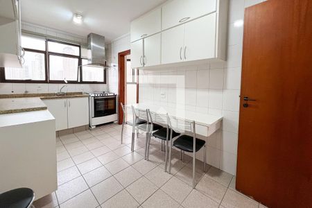 Apartamento à venda com 112m², 3 quartos e 3 vagasCozinha