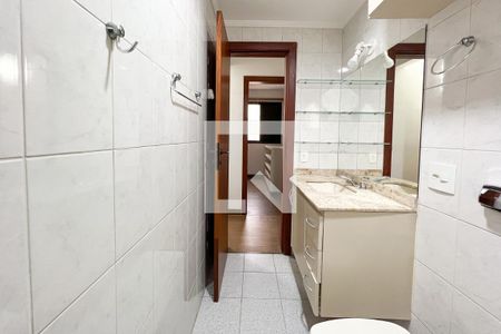 Apartamento à venda com 112m², 3 quartos e 3 vagasBanheiro Social