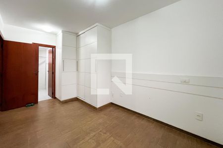 Apartamento à venda com 112m², 3 quartos e 3 vagasQuarto 3 - Suíte