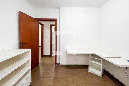 Apartamento à venda com 112m², 3 quartos e 3 vagasQuarto 2