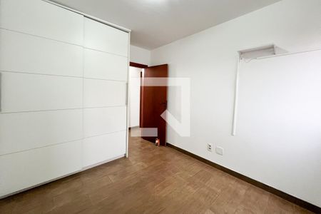 Apartamento à venda com 112m², 3 quartos e 3 vagasQuarto 1
