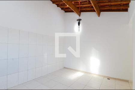 Casa para alugar com 96m², 2 quartos e 1 vagaÁrea de Serviço