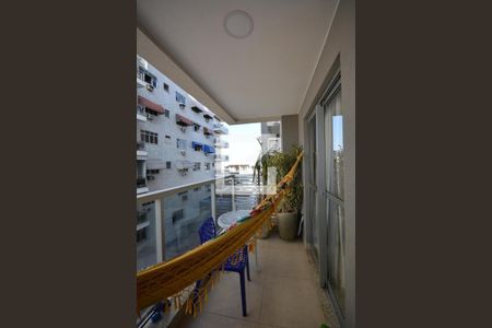 Apartamento à venda com 66m², 2 quartos e 1 vagavaranda