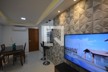 Sala de apartamento à venda com 2 quartos, 66m² em Irajá, Rio de Janeiro