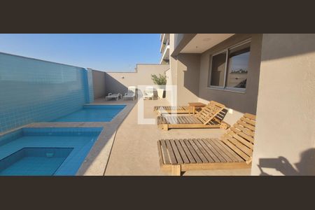 Apartamento à venda com 66m², 2 quartos e 1 vaga Apartamento à venda com 66m², 2 quartos e 1 vagaÁrea comum - Piscina