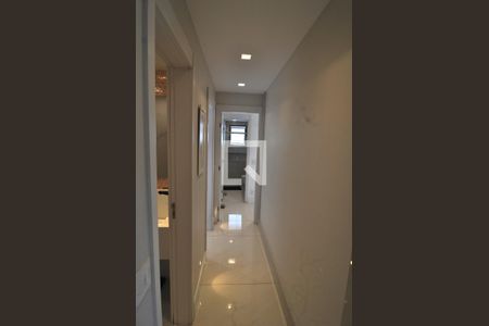 Corredor de apartamento à venda com 3 quartos, 74m² em Jacarepaguá, Rio de Janeiro