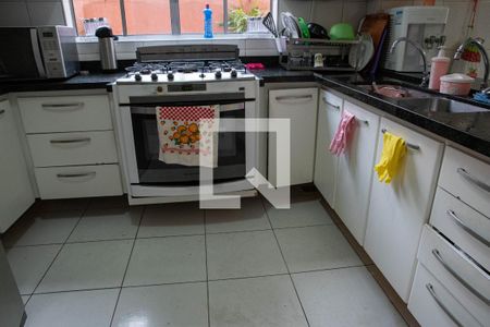 Casa para alugar com 236m², 4 quartos e 2 vagasCozinha